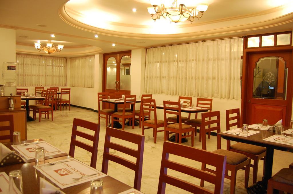 Hotel Orange Blossom Tiruchirappalli Eksteriør billede