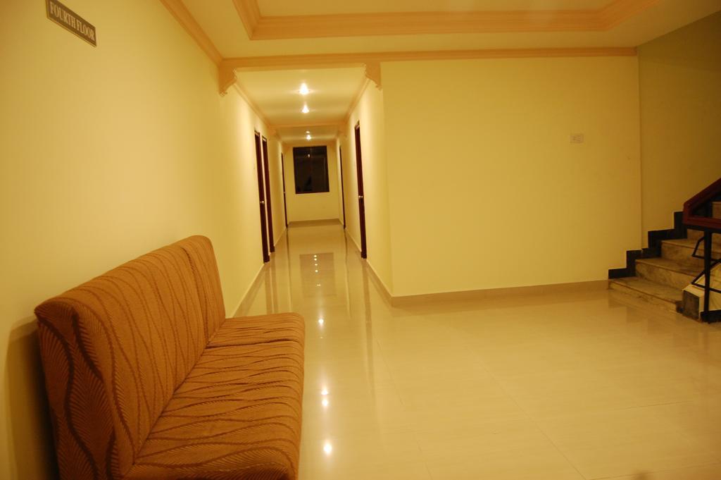 Hotel Orange Blossom Tiruchirappalli Eksteriør billede