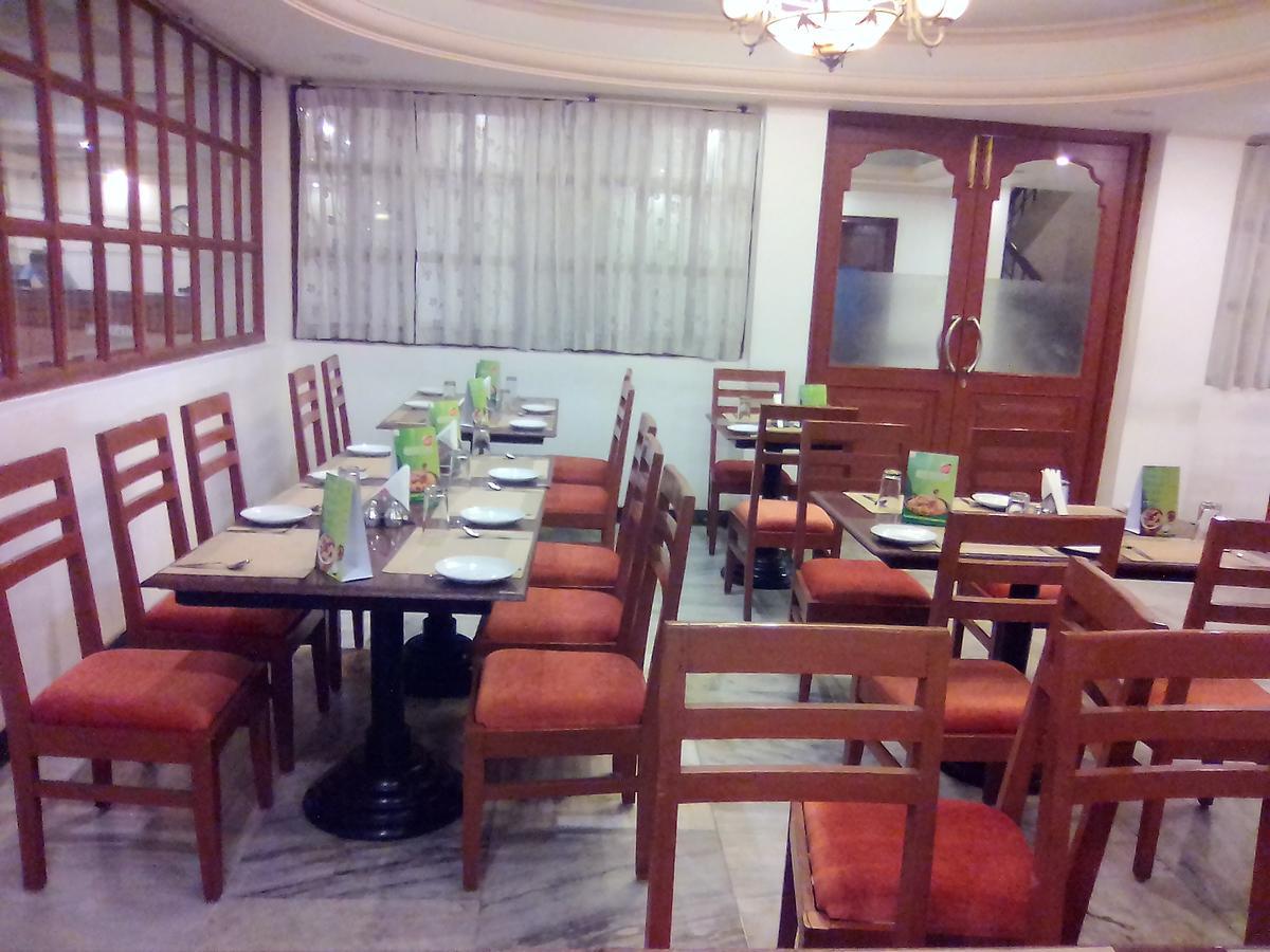 Hotel Orange Blossom Tiruchirappalli Eksteriør billede